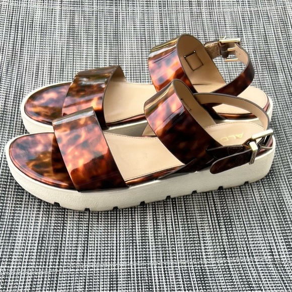 Aldo Flat Form Sole Faux Tortoiseshell Sandals Size 9 Great Condition - Picture 2 of 10